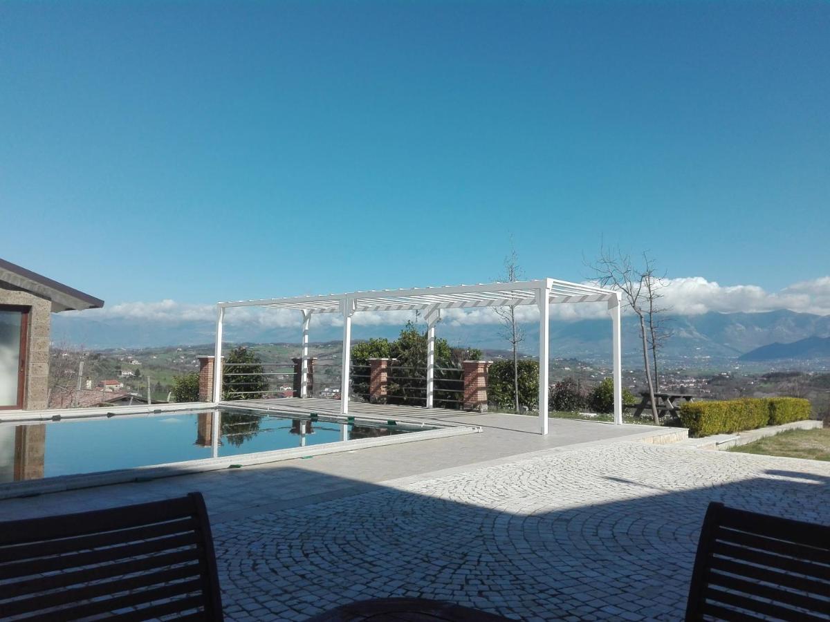 Villa Santoro Ai Tre Ulivi Con Piscina Privata Caiazzo Экстерьер фото