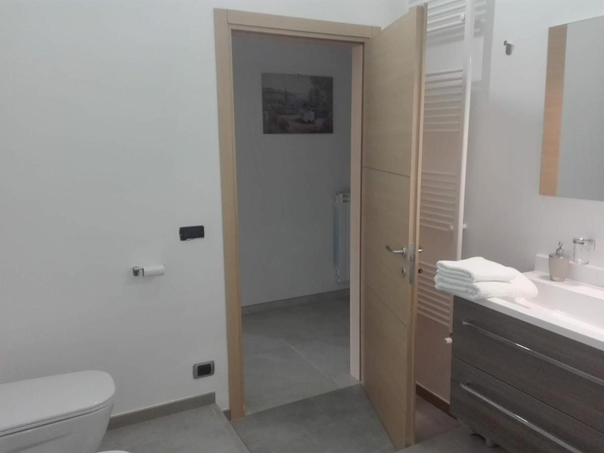 Villa Santoro Ai Tre Ulivi Con Piscina Privata Caiazzo Экстерьер фото
