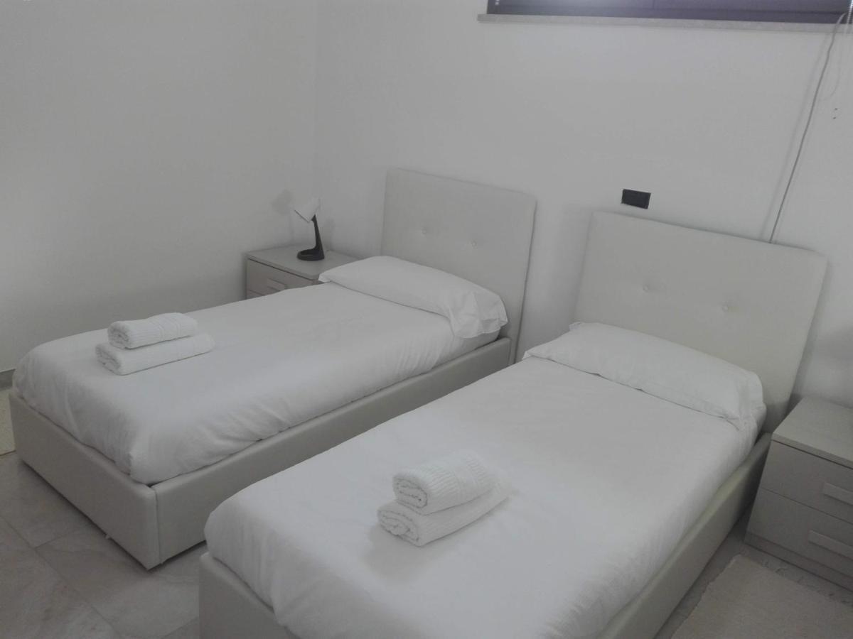 Villa Santoro Ai Tre Ulivi Con Piscina Privata Caiazzo Экстерьер фото