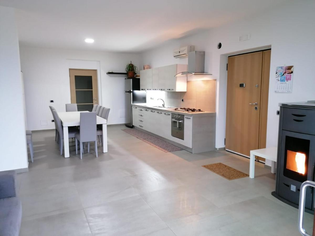 Villa Santoro Ai Tre Ulivi Con Piscina Privata Caiazzo Экстерьер фото
