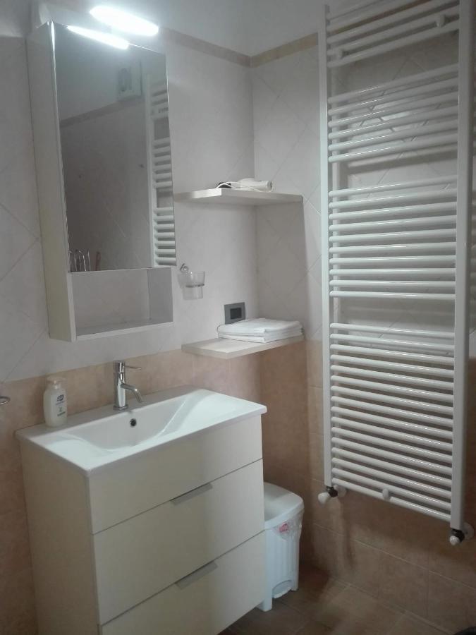 Villa Santoro Ai Tre Ulivi Con Piscina Privata Caiazzo Экстерьер фото