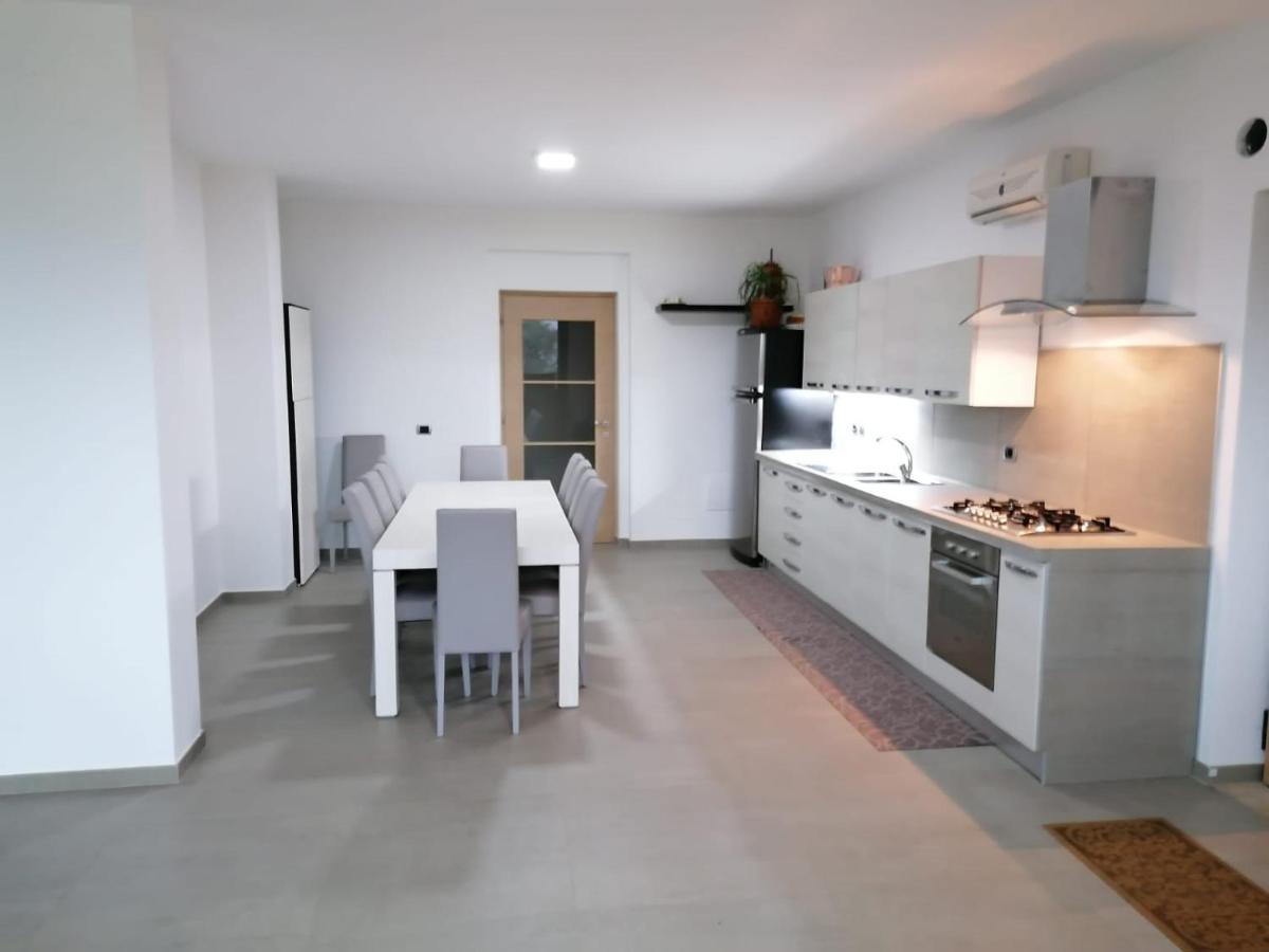 Villa Santoro Ai Tre Ulivi Con Piscina Privata Caiazzo Экстерьер фото