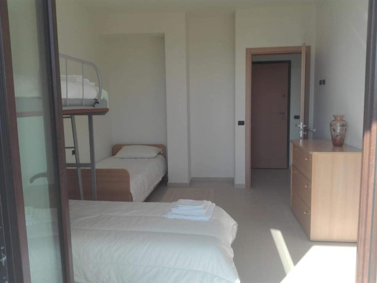 Villa Santoro Ai Tre Ulivi Con Piscina Privata Caiazzo Экстерьер фото