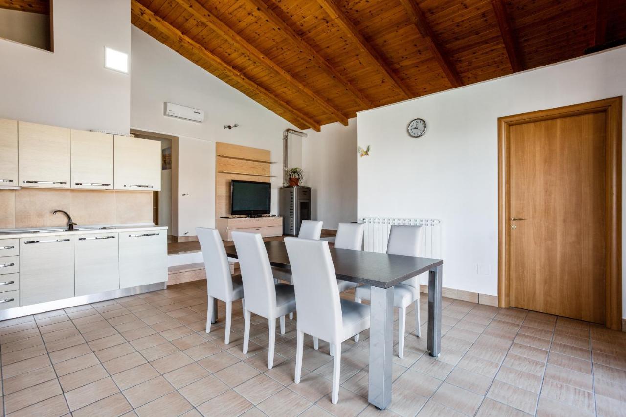 Villa Santoro Ai Tre Ulivi Con Piscina Privata Caiazzo Экстерьер фото